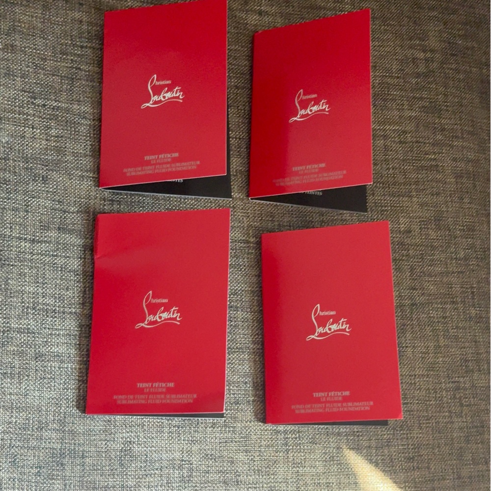 Christian Louboutin Teint Fétiche Le Fluide Liquid Matte Foundation
Samples$80
